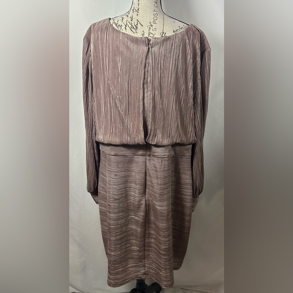 💜Nightway Long Sleeve Cocktail Dress - Picture 5 of 12